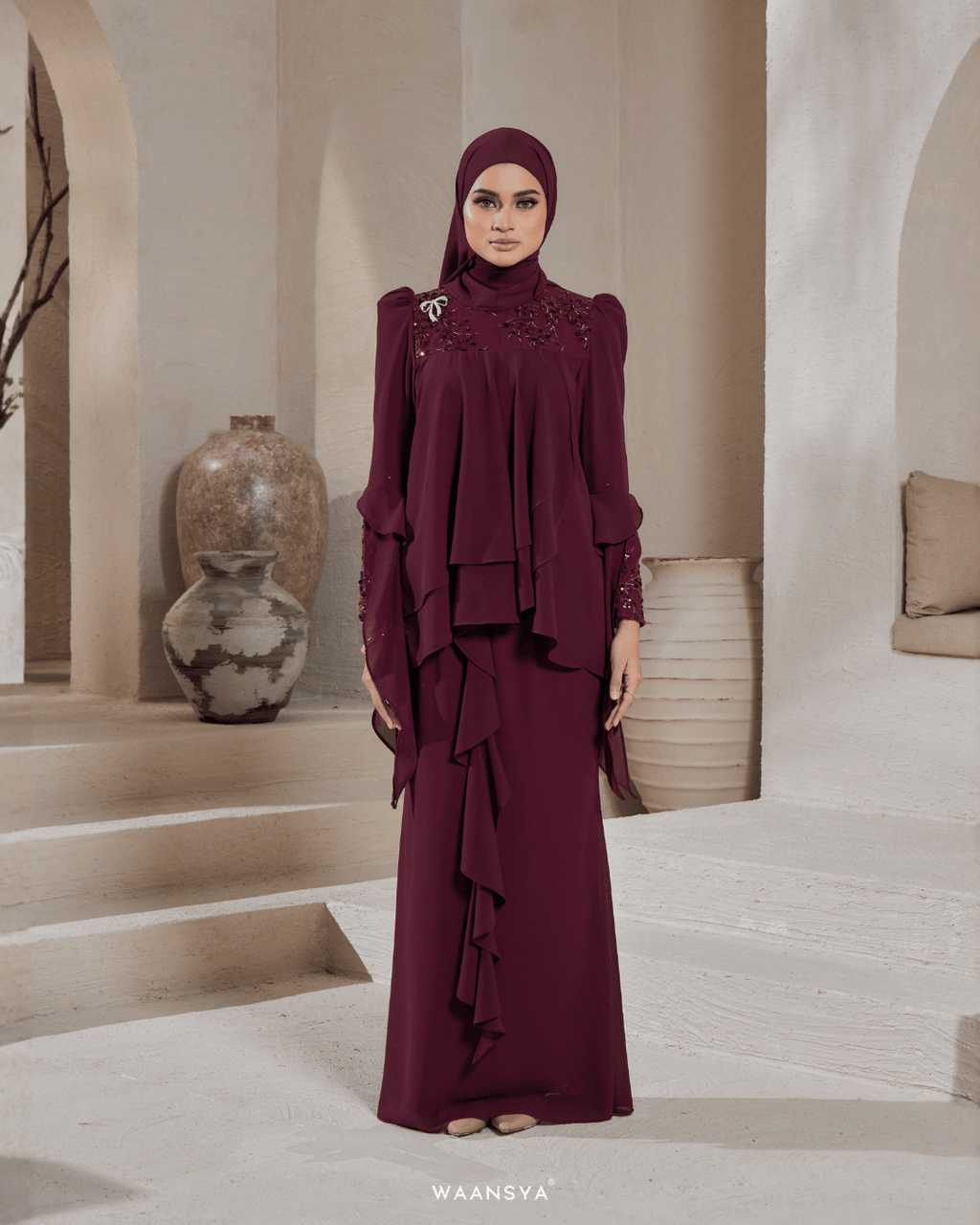 IRIS IN MAROON