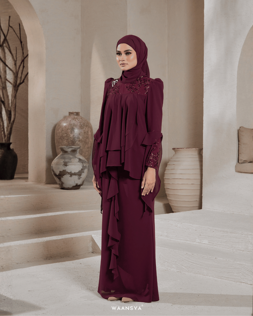 IRIS IN MAROON