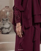 IRIS IN MAROON