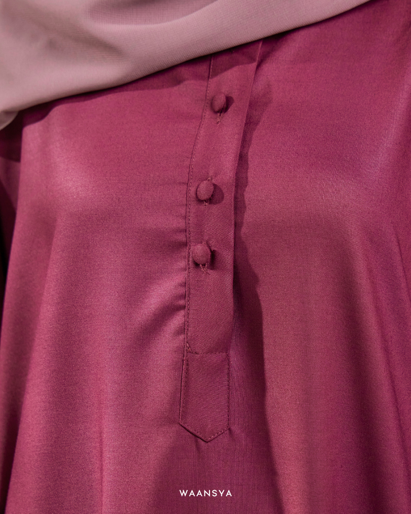 ESMEE KAFTAN IN DEEP MAROON