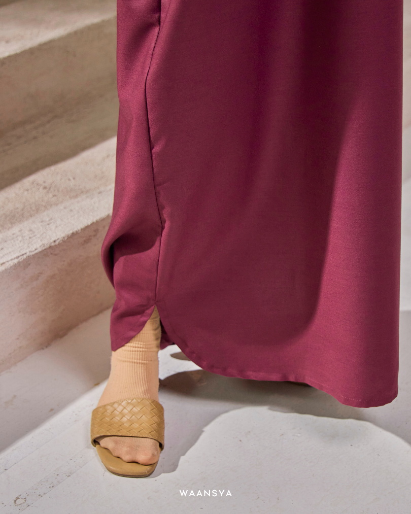 ESMEE KAFTAN IN DEEP MAROON