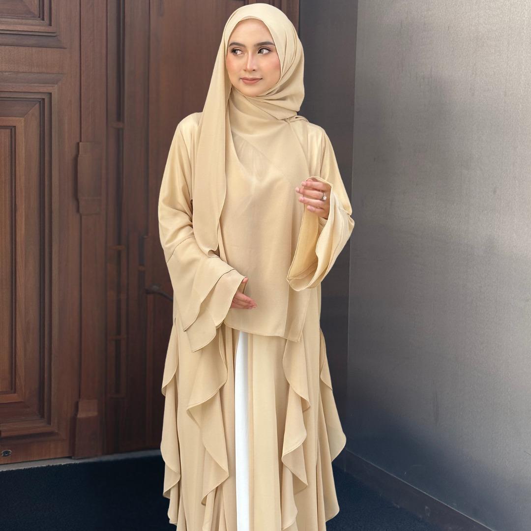 MALIKA ABAYA IN CHAMPAGNE