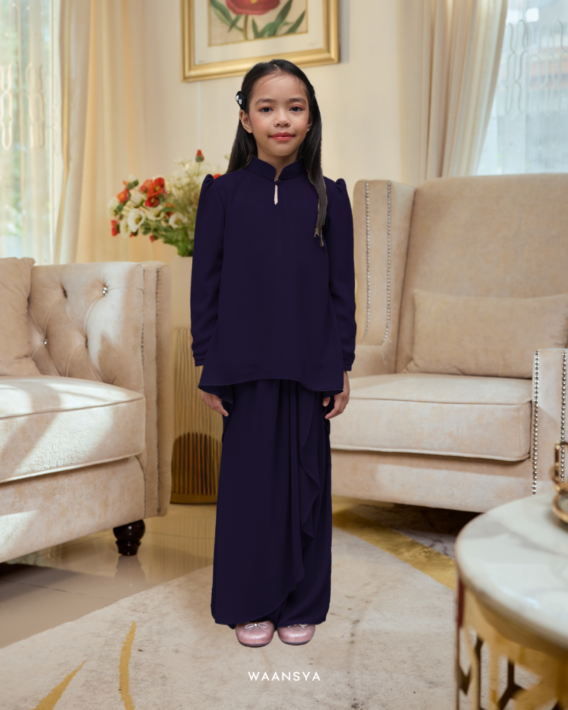 EVELYN KIDS IN NAVY BLUE
