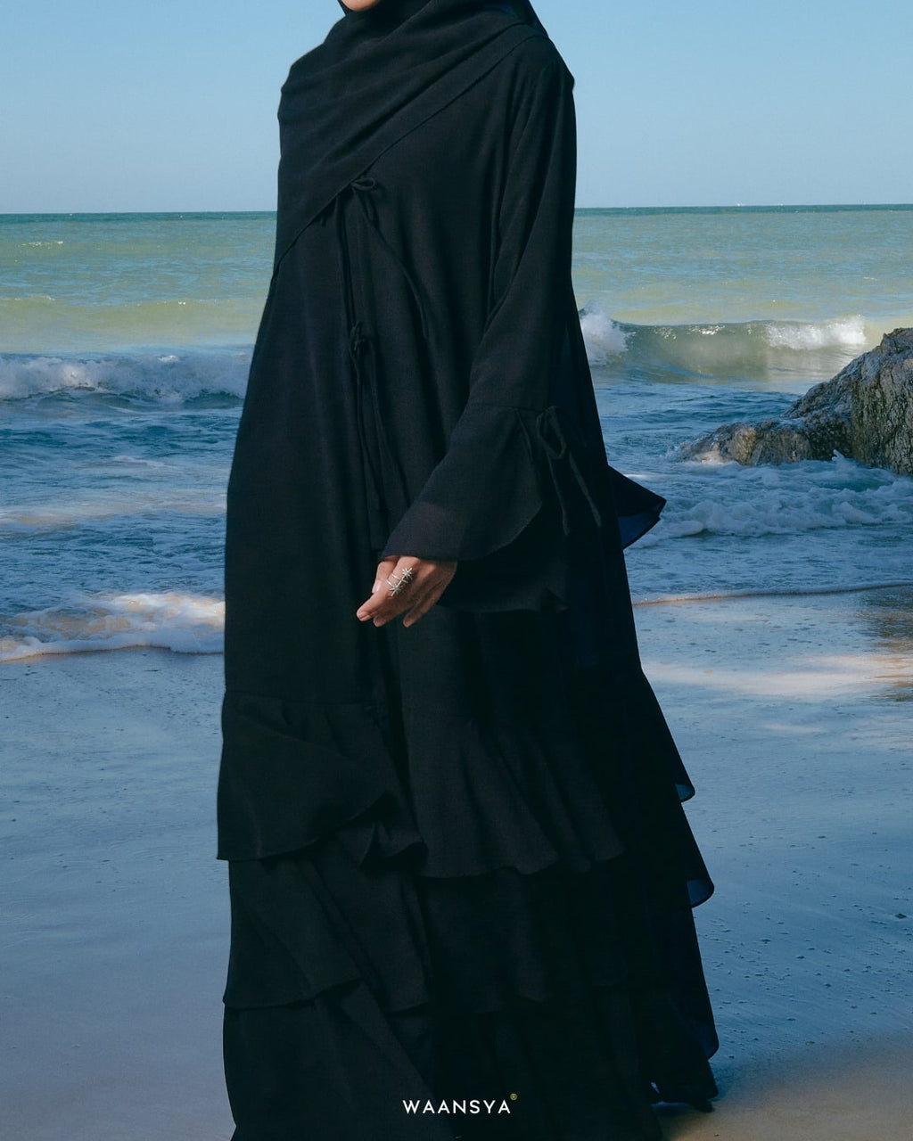 THALIA ABAYA IN BLACK