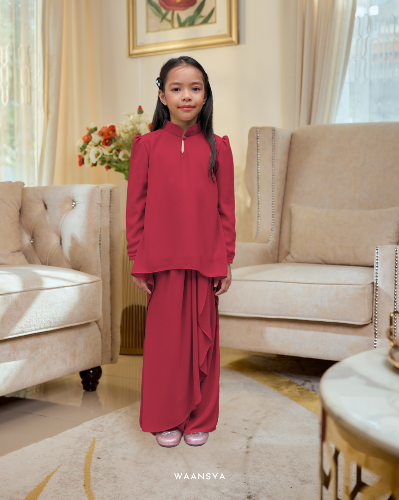 EVELYN KIDS IN CHERRY RED