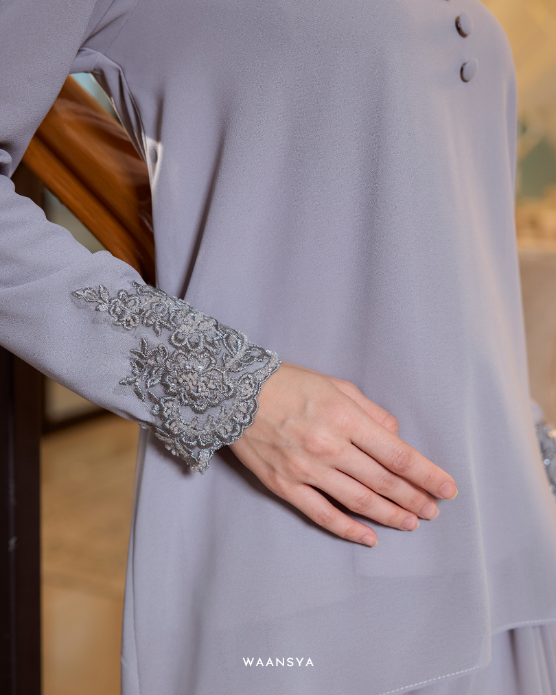 EVELYN KURUNG IN GREY