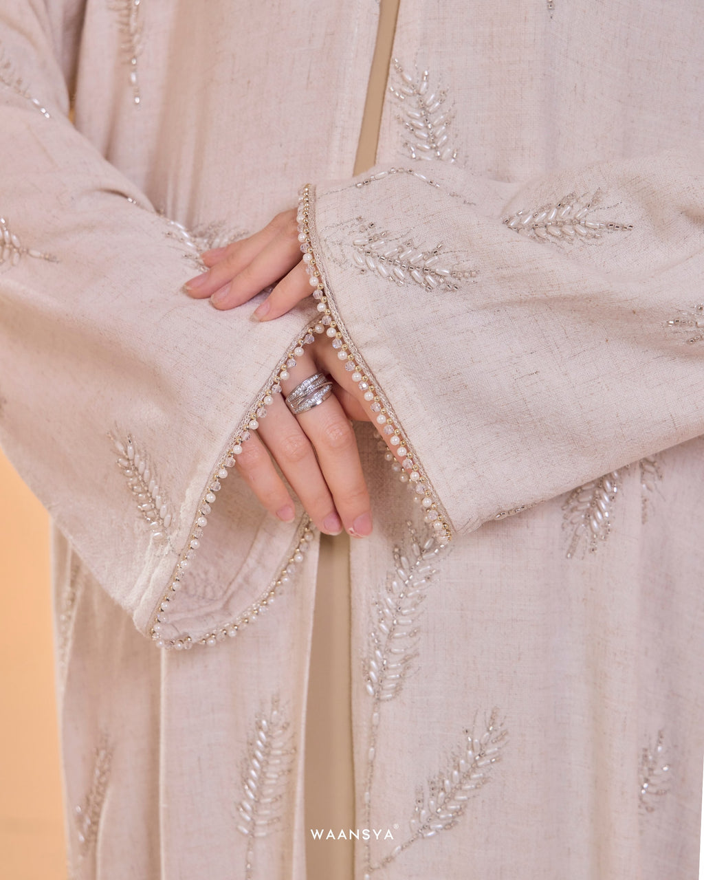 STELLA IN LIGHT BEIGE