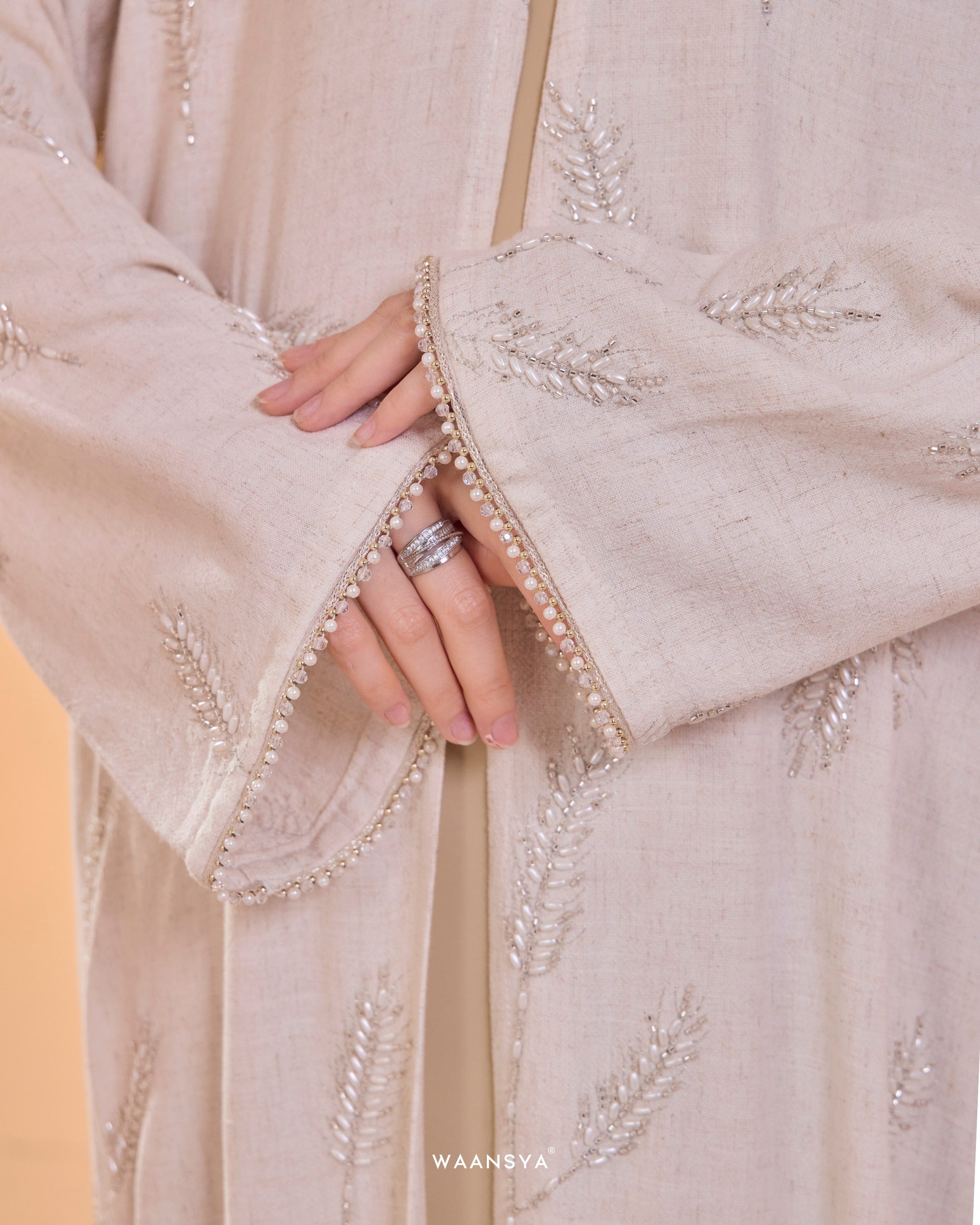 STELLA IN LIGHT BEIGE