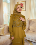 ELEANOR IN LIGHT OLIVE