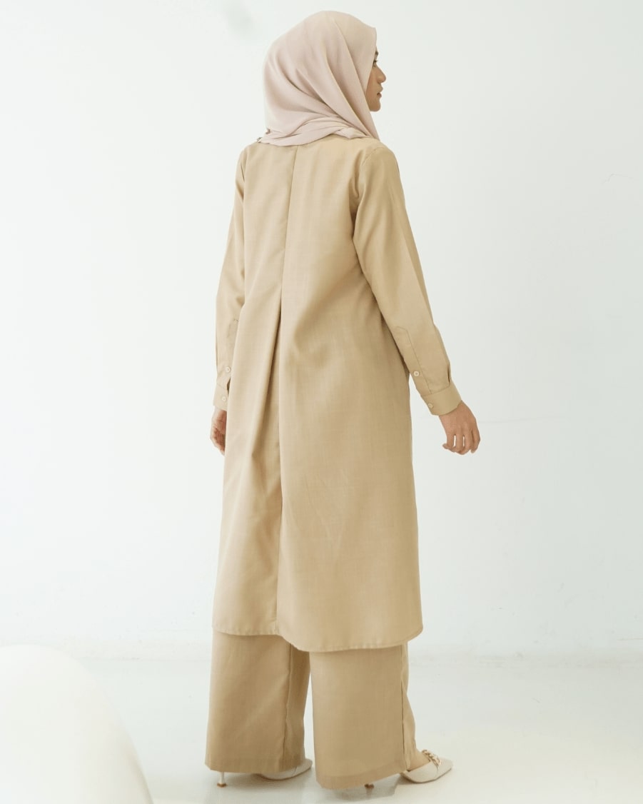 LUNA SUIT IN CREAM TAN