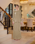 EVELYN KURUNG IN NUDE