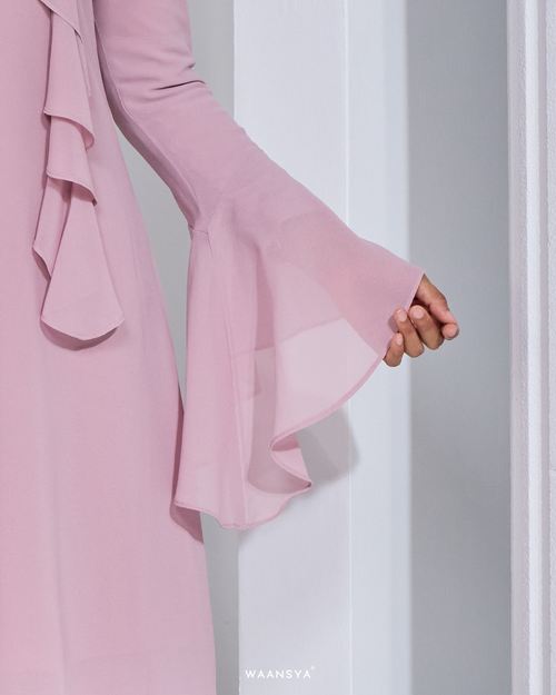 ANGGUN KURUNG IN SOFT PINK