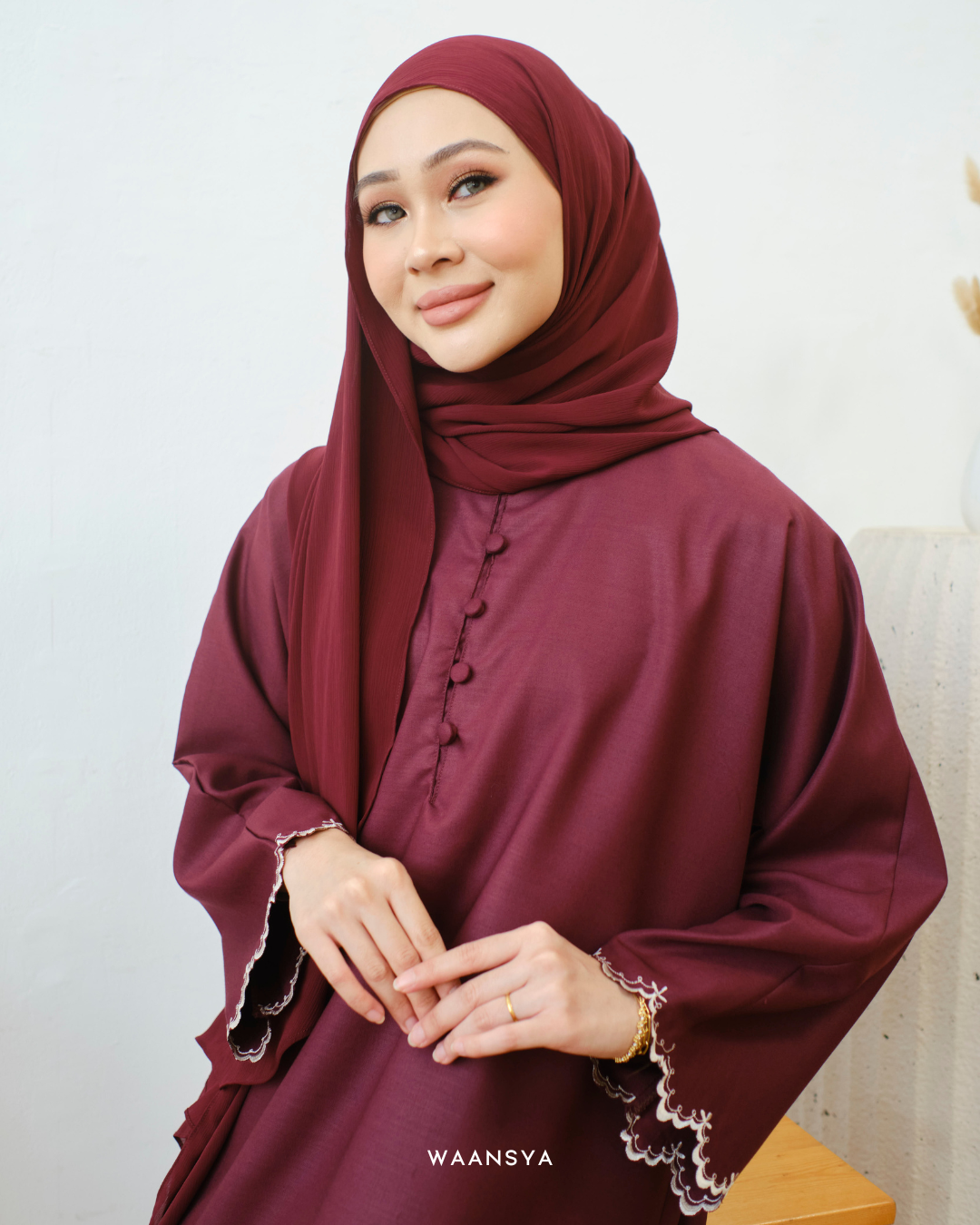 DANG ANUM IN DEEP MAROON