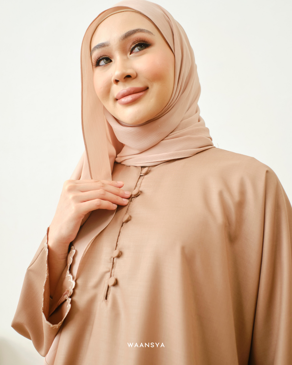 DANG ANUM IN NUDE TAN