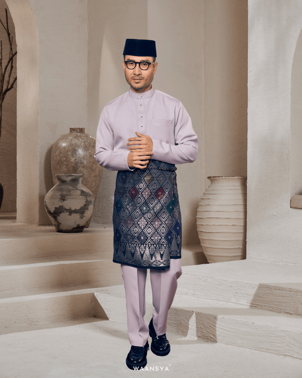 BADANG IN LIGHT GREY