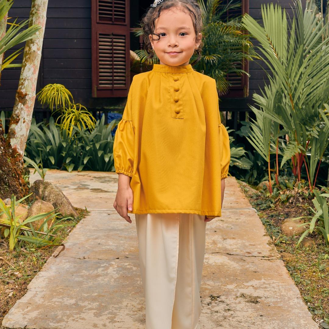 DANG ANUM KIDS IN MUSTARD