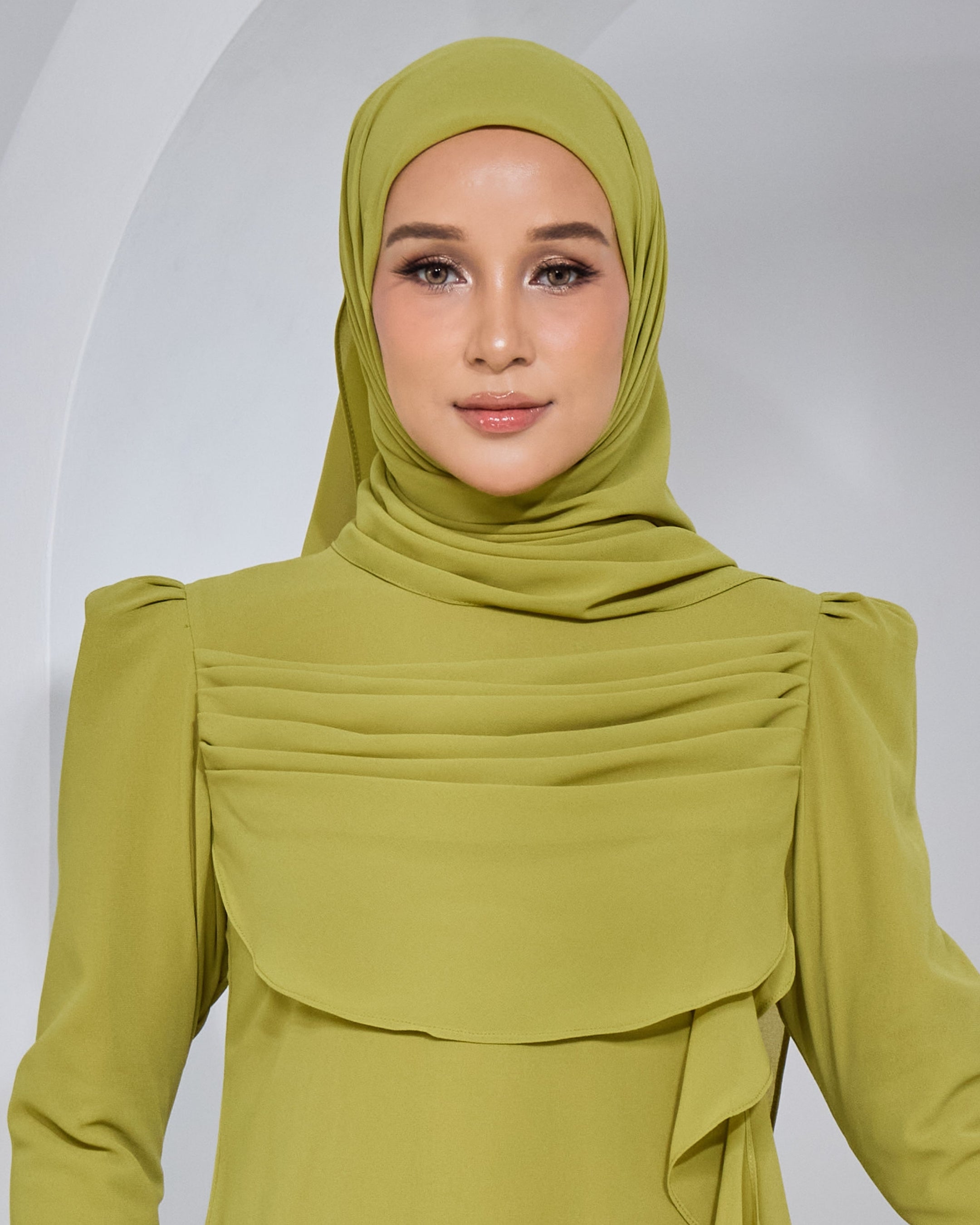 BASIC CHIFFON SHAWL IN LIME GREEN