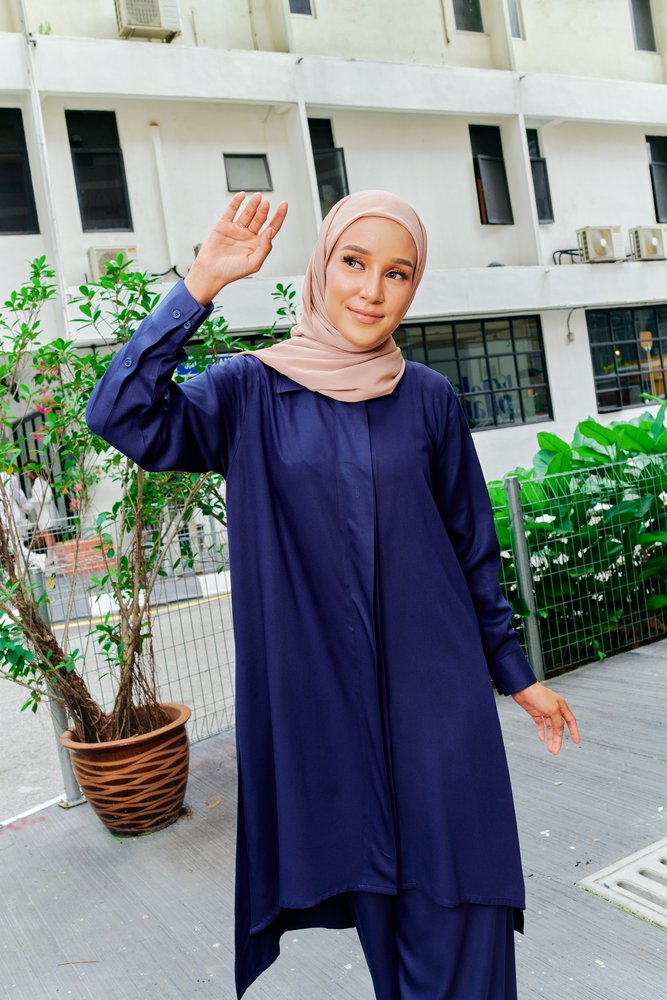GRACE IN NAVY