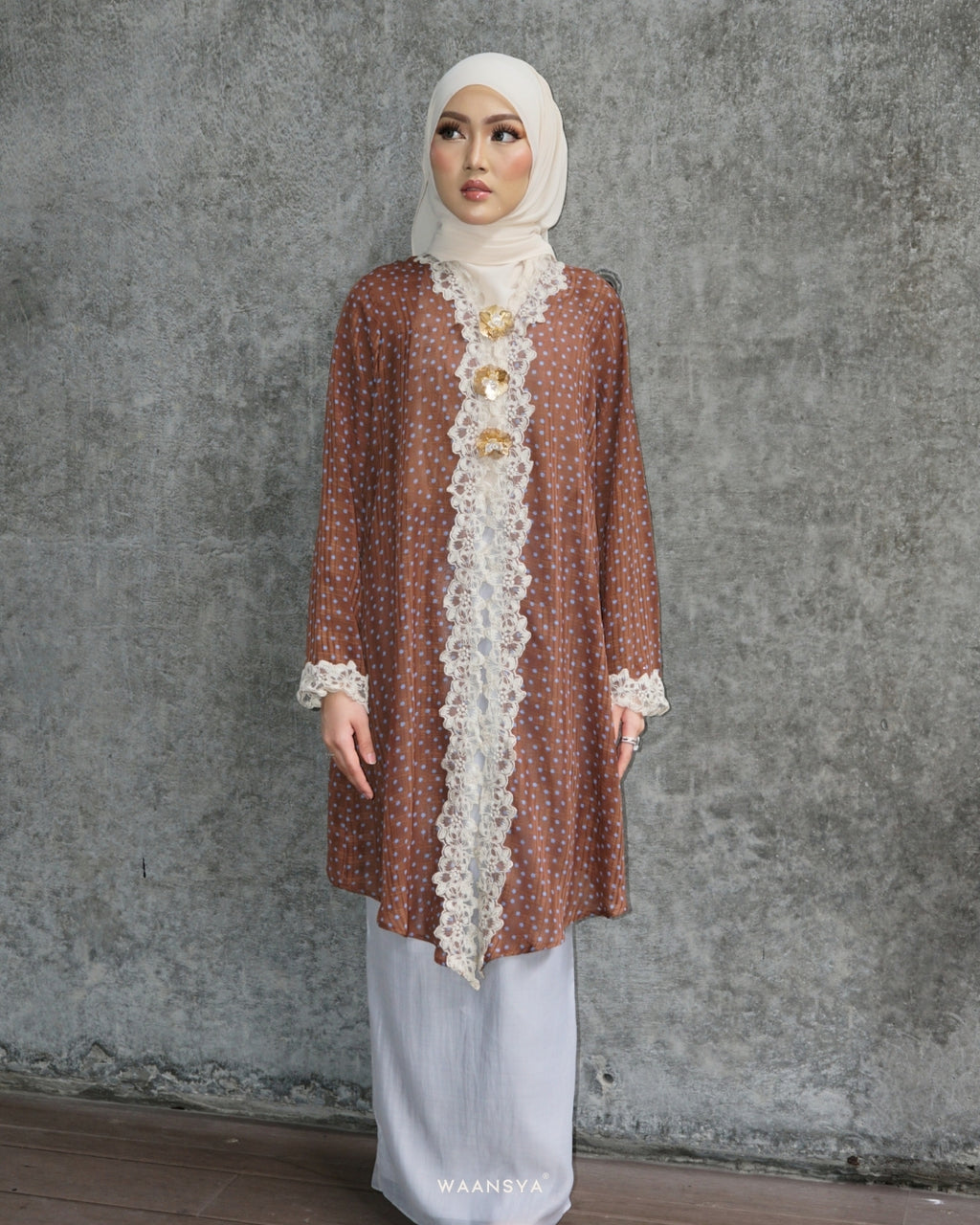 DALIA SKIRT IN SILVER MIST