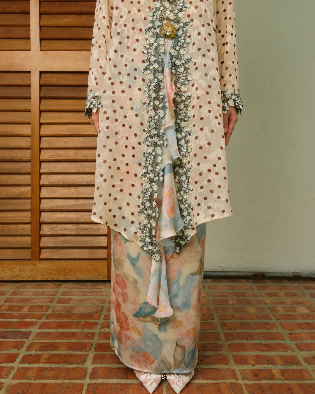 THEA KEBAYA IN COCOA