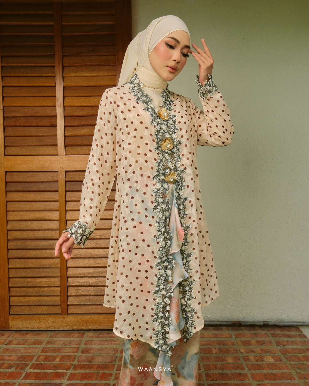 THEA KEBAYA IN COCOA