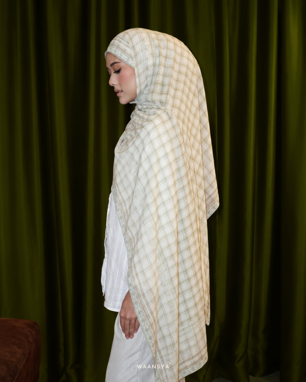 PLAID-KAT PRINTED CHIFFON SHAWL IN PANDAN