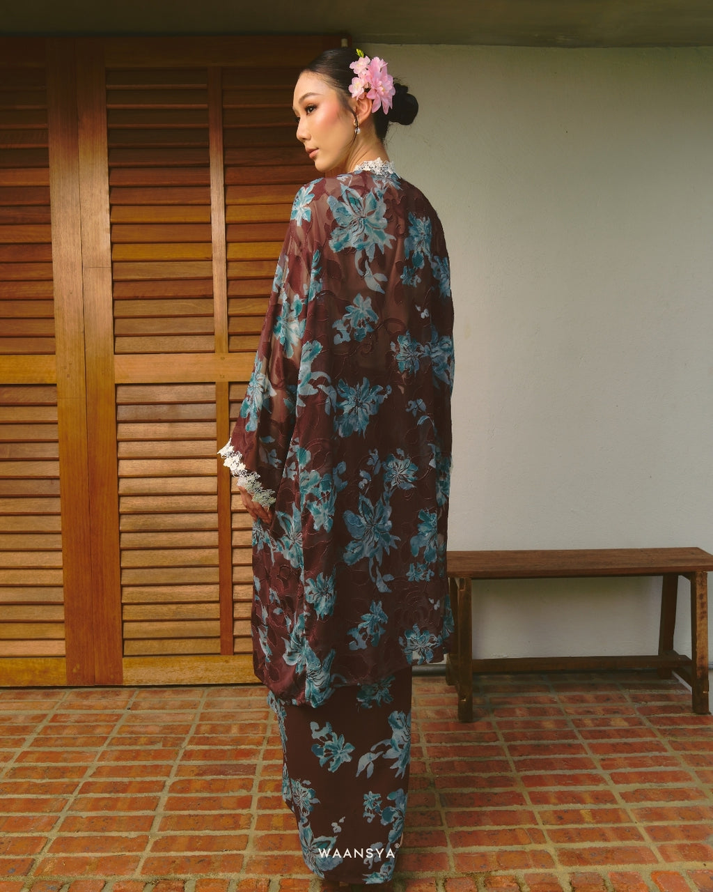 MELUR KEBAYA IN MOCHA
