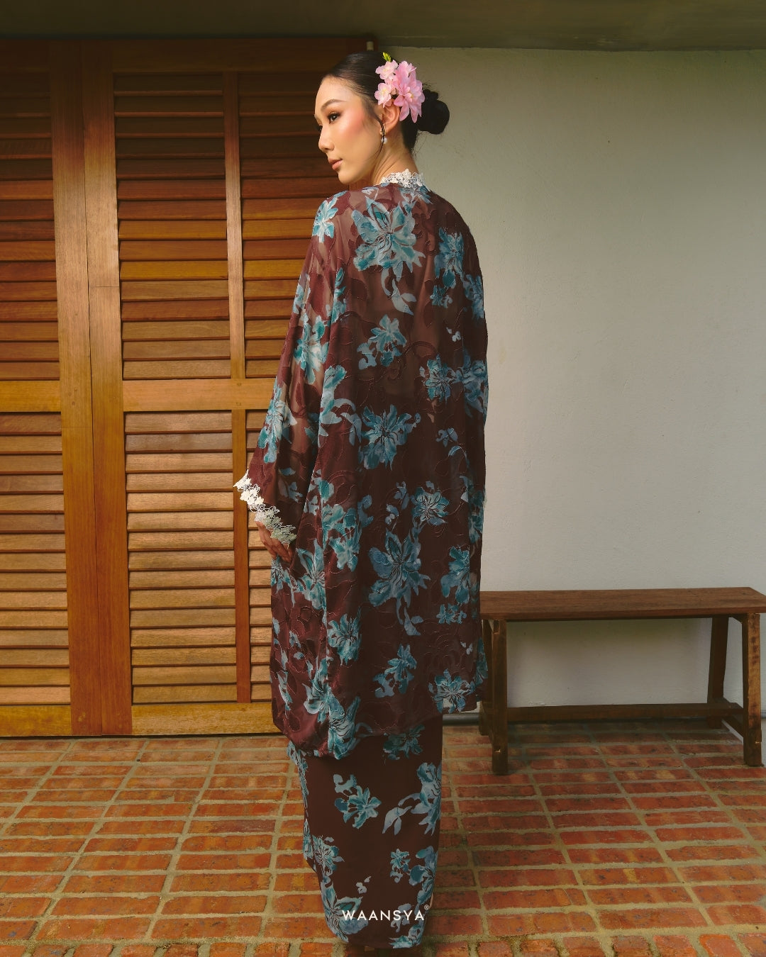 MELUR KEBAYA IN MOCHA